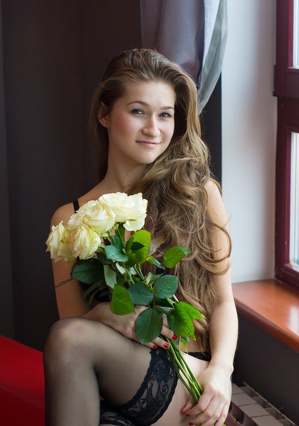Надежда, 23